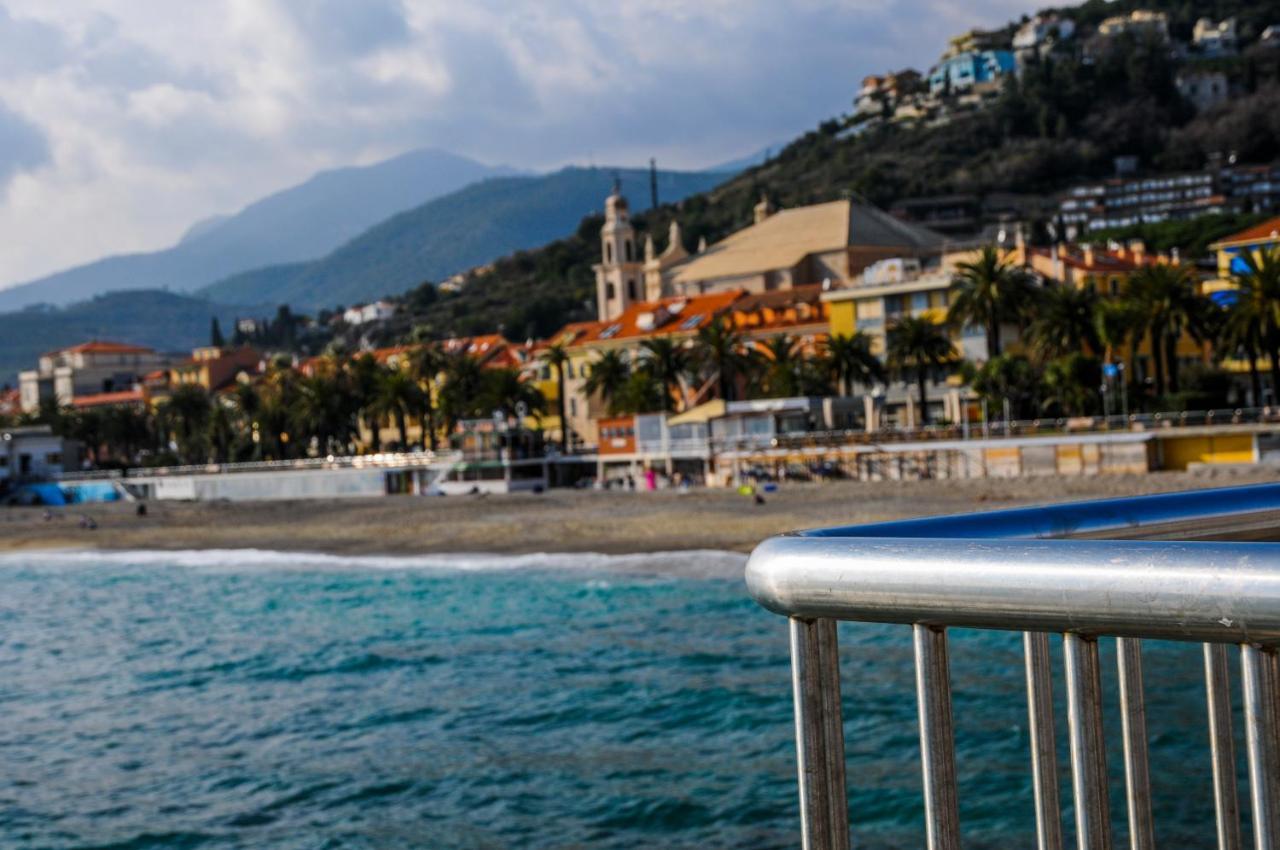 I Love Pietra Ligure Kültér fotó